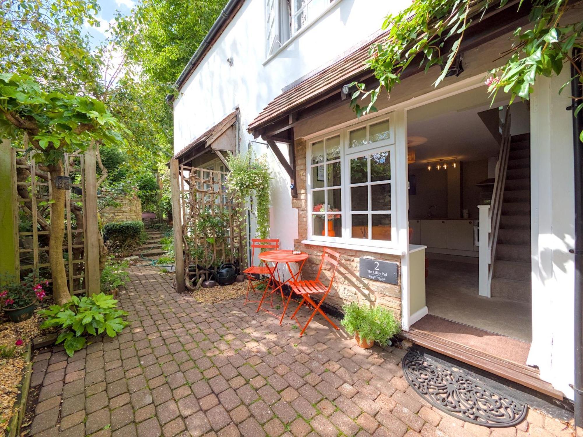 The Lilley Pad In Ludlow Cosy, Central, Perfect For Couples, Netflix & Parking Permit Exteriör bild